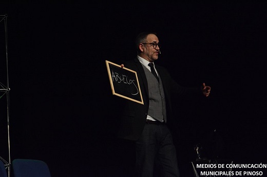 M&aacute;s all&aacute; de los sue&ntilde;os. Mentalismo e Hipnosis