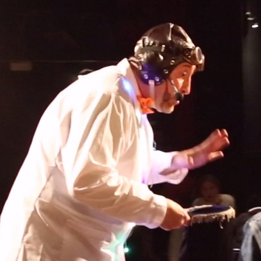 No le digas a Pap&aacute; que canto en este bar