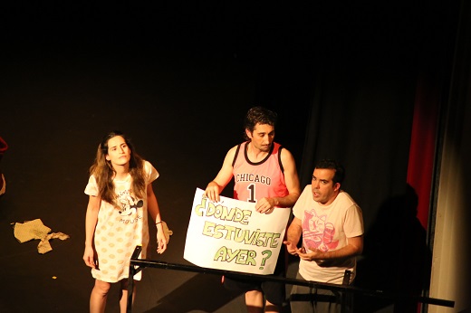 Pasaremos sin nombre a la historia