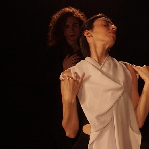 Perm&iacute;teme que te toque