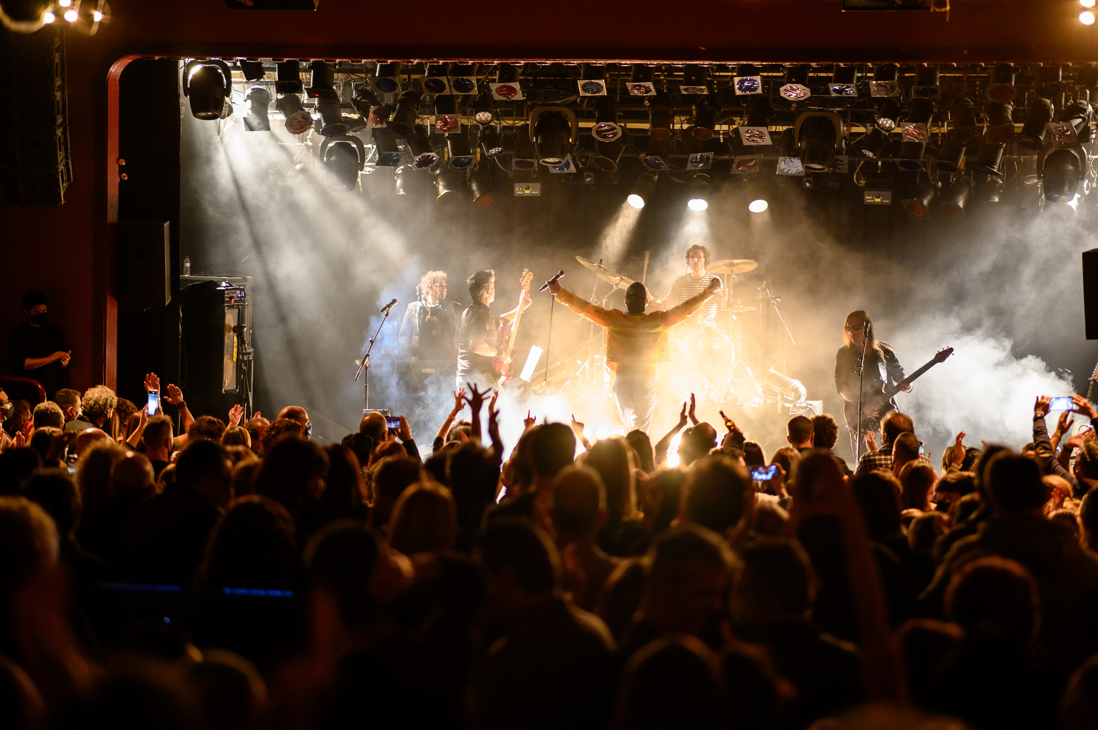 Play-the-game-queen_01