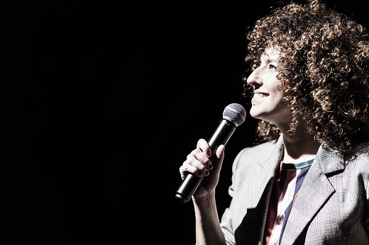 Para ser mujer eres bastante graciosa