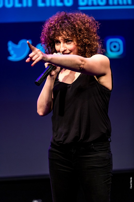 Para ser mujer eres bastante graciosa