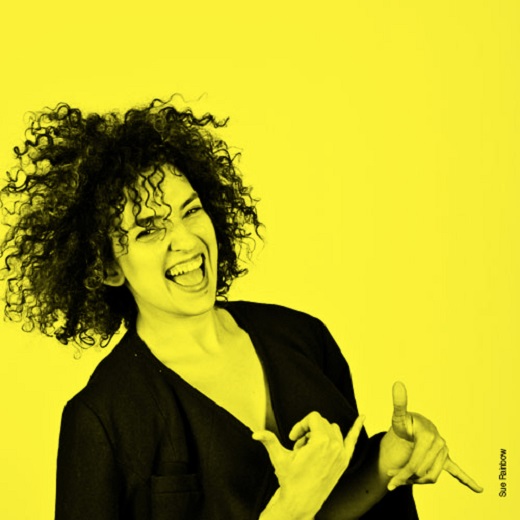 Para ser mujer eres bastante graciosa