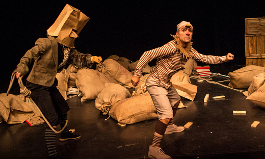 Pinocchio, una historia delirante