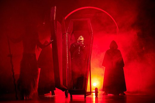 Circo de los Horrores. Requiem Sinfon&iacute;a Final