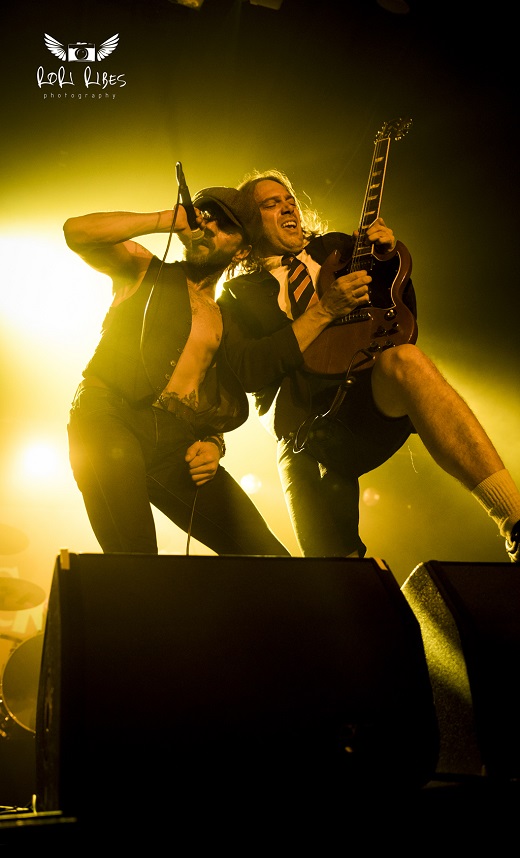 Rock en Familia - Descubriendo AC-DC