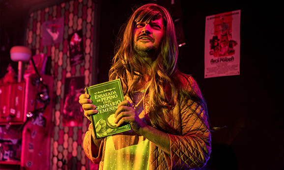 Stranger Sings! Una Parodia Musical