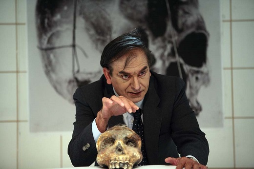 Sangre en el div&aacute;n