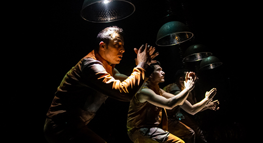 Trash! de Yllana y T&ouml;them
