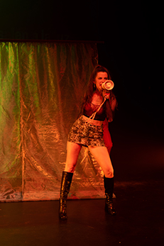 Un disparo a la luna