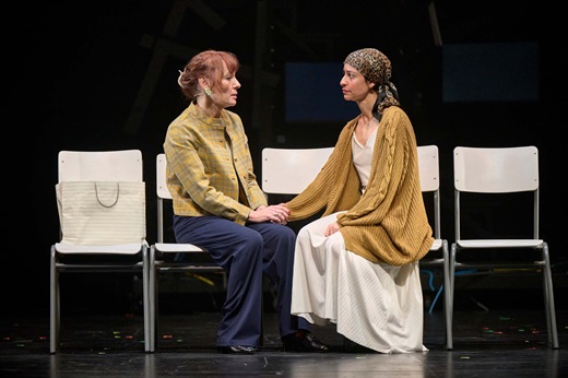 Un Monstruo viene a verme