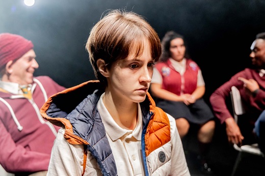 Un Monstruo viene a verme