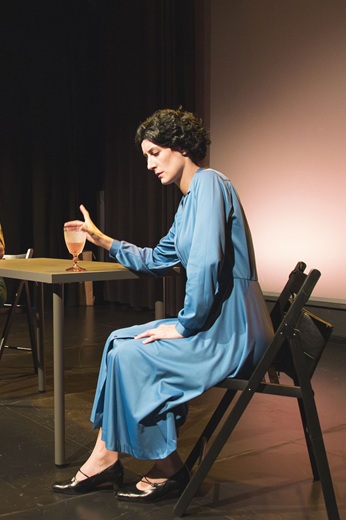 Victoria viene a cenar