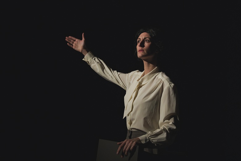 Victoria viene a cenar